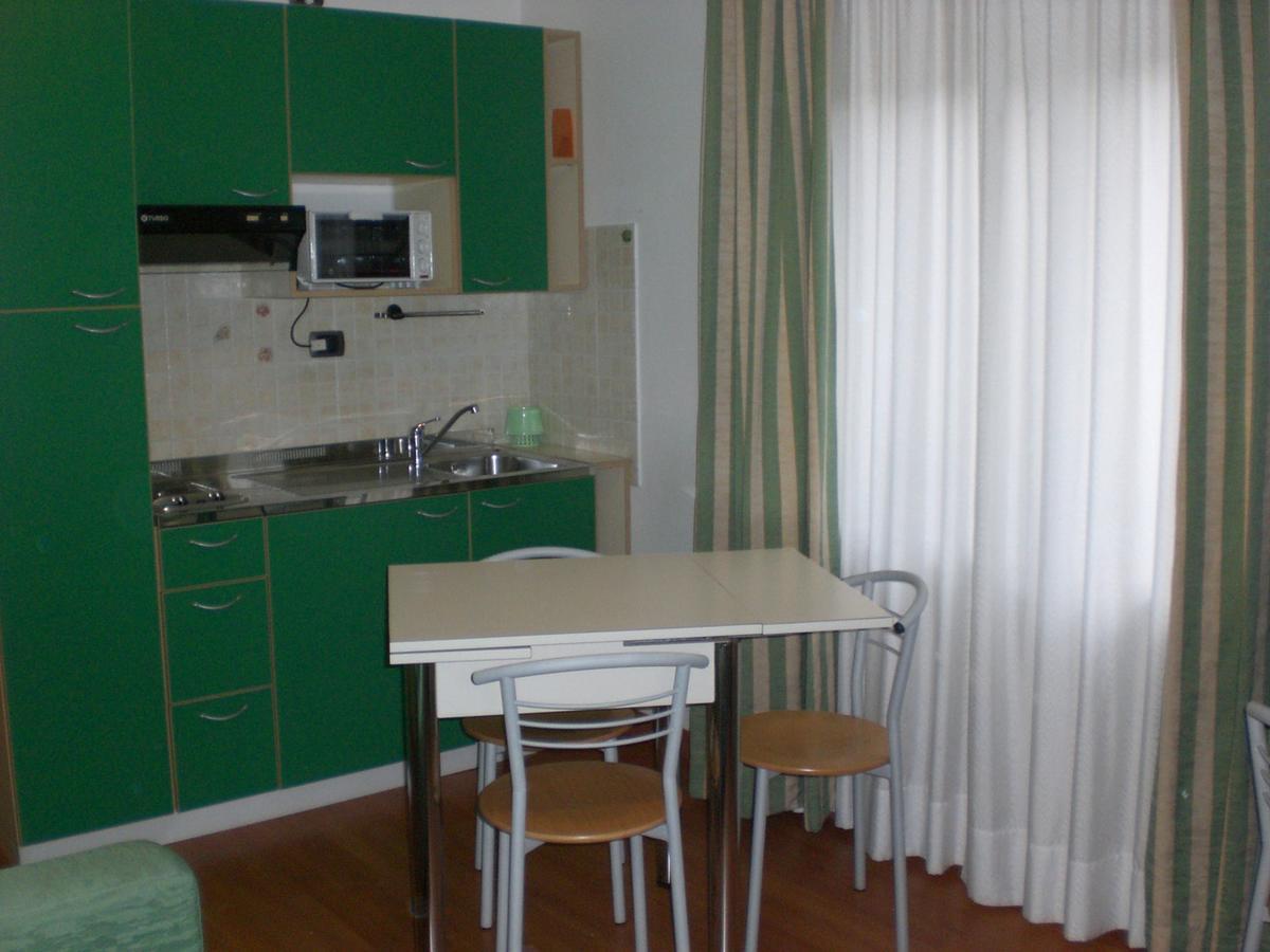 Orchidea Residence Hotel Finale Ligure Extérieur photo